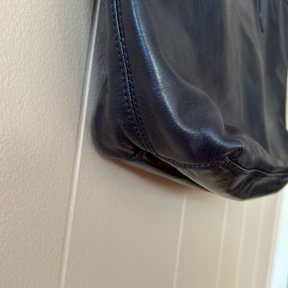 Cole Haan crackled leather navy tote bag - Picture 12 of 13